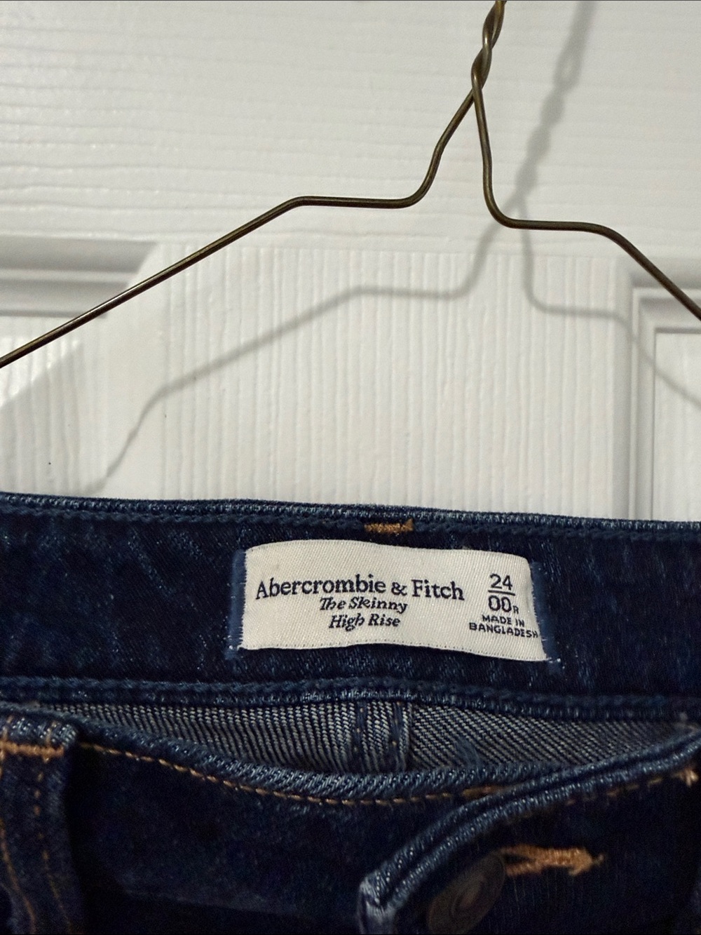 Abercrombie & Fitch Dark Blue Distressed High Rise Skinny Jeans 00 regular - Picture 2 of 6